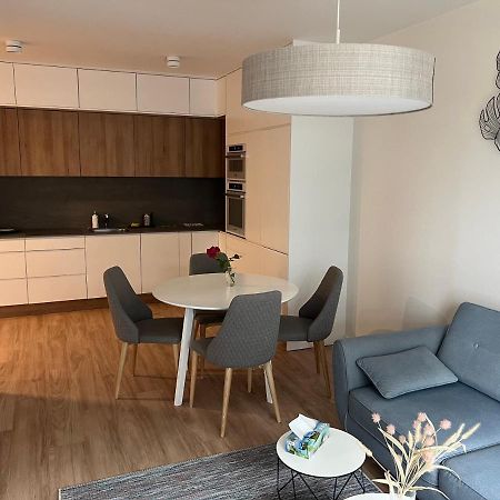 Apartament Mieszczanski Klima-Parkigfree2X-Netflix-Youtube Wroclaw Exterior photo